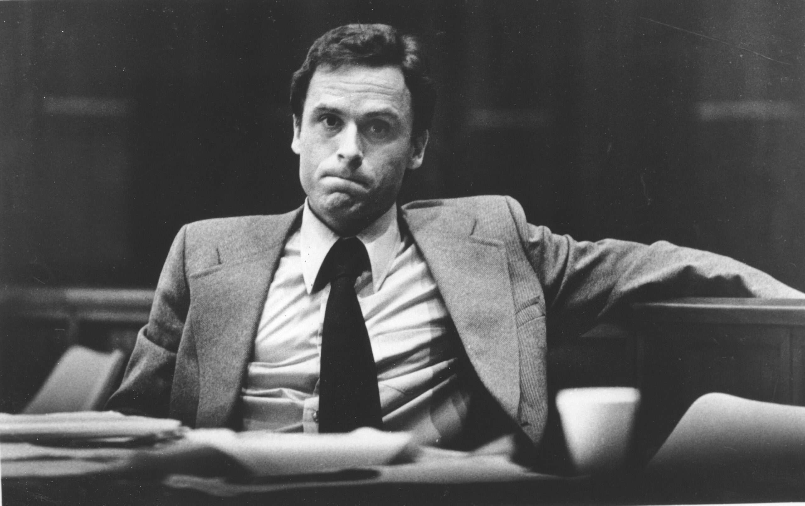 Ted Bundy: Kisah Kehidupan dan Kejahatan Brutal Sang Pembunuh Berantai